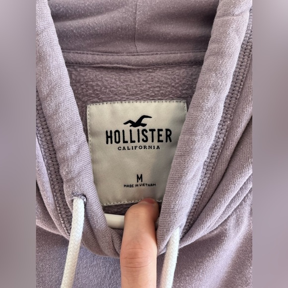 Hollister Malibu Hoodie, Size Medium - Picture 4 of 5